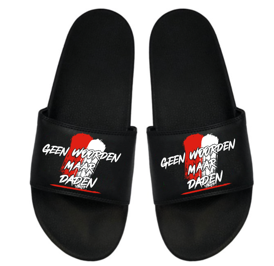 Badslippers Geen woorden maar Daden